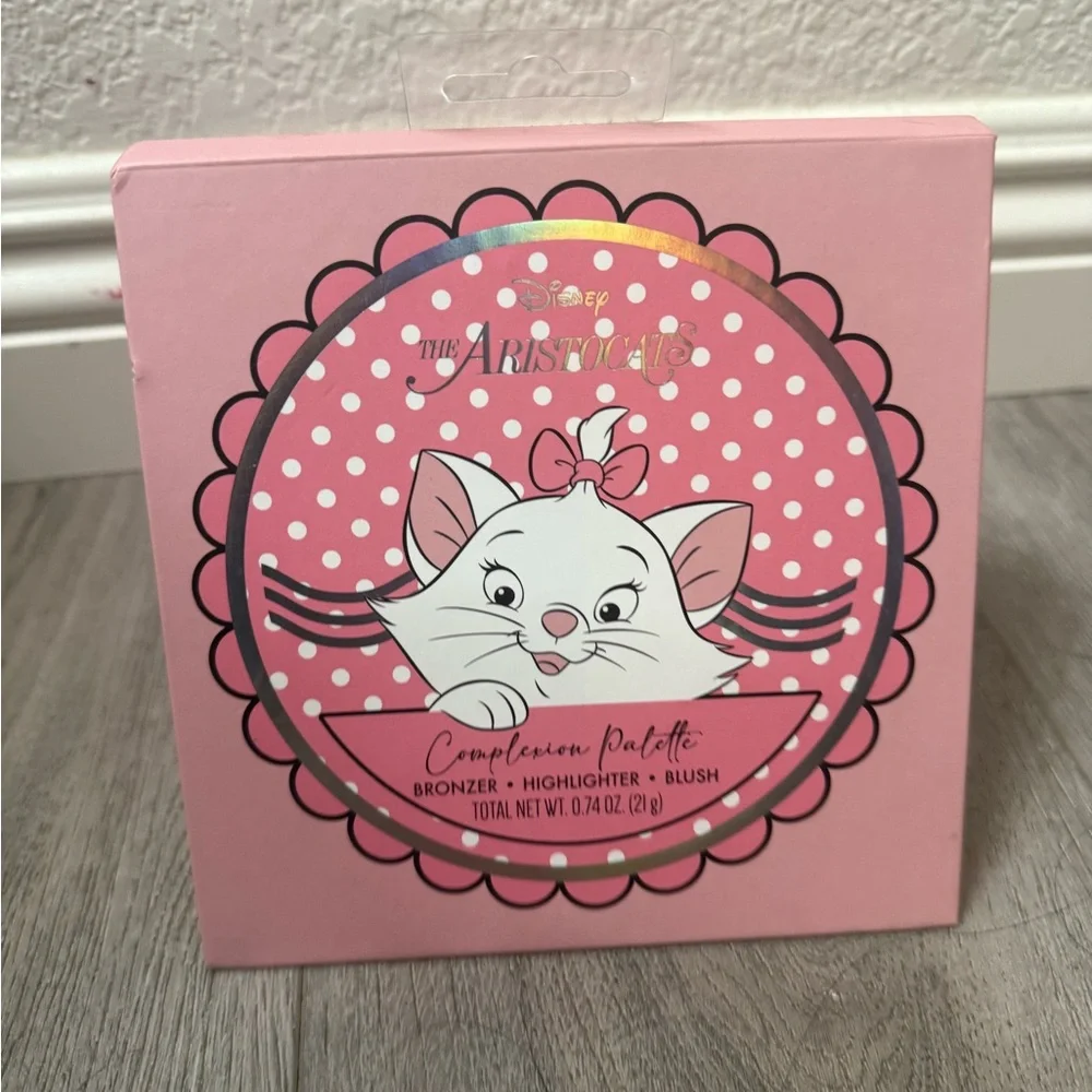 Disney’s The Aristocats Marie Complexion Palette, Blush, Highlighter and Bronzer